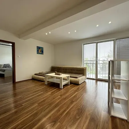 Apartman S Parkovanim
